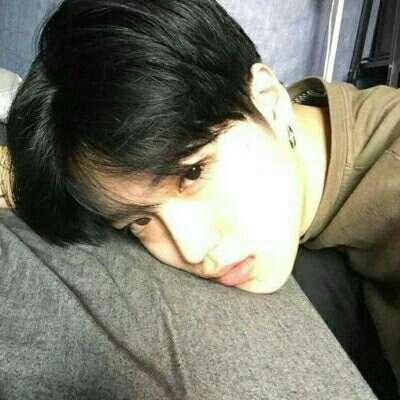 男生大图高清图片,高清男生大图中的活力瞬间