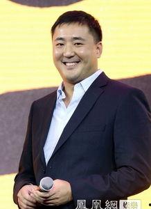 导演董伟个人资料,光影艺术家的导演之路