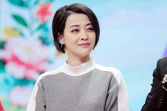 梅婷2017近期照片,优雅魅力不减当年